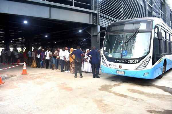 In the midst of the Coronavirus outbreak, Lagosians are being advised to utilize electronic payment for BRT services.