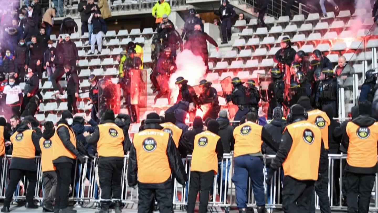 Lyon's match in Paris has been called off due to crowd trouble