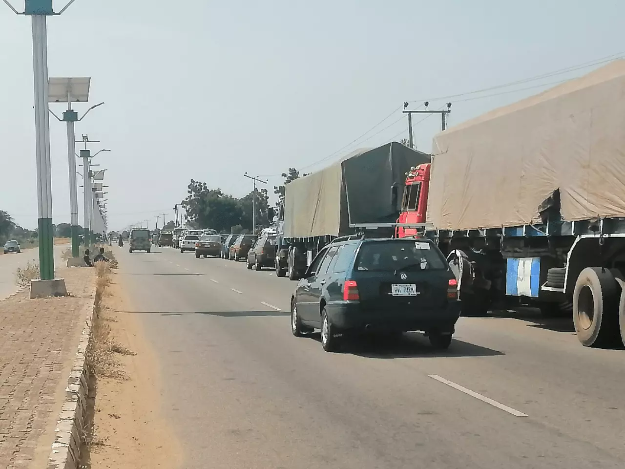 The attack caused heavy traffic and left travellers stranded near Yobe State University 