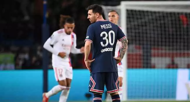 PSG defeated Lyon, but Messi has yet to score in France.